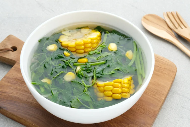 Bunda, si Kecil,  cara menyimpan bayam, tips menyimpan sayuran hijau, bayam awet di kulkas, sayur bayam tahan lama, tips dapur ibu muda, trik menyimpan bayam MPASI, bayam anti busuk.